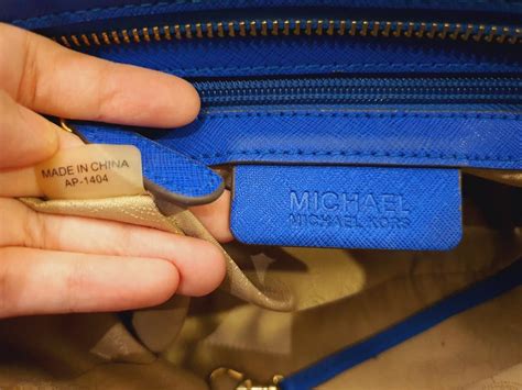 michael kors av-1810 s19|michael kors purse serial number.